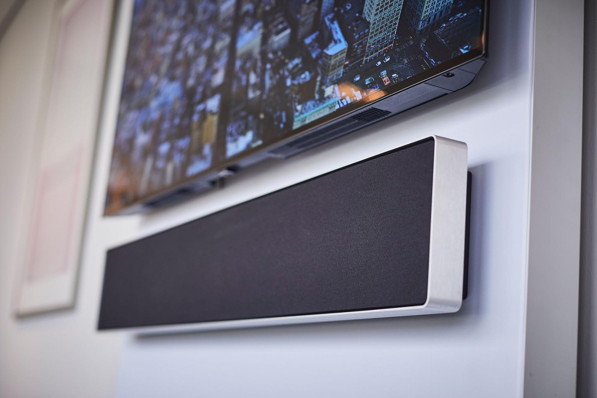 Bang & Olufsen Fernseher mit Soundbar