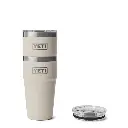 YETI Stapelbarer Becher cape taupe Perspektive 3.webp