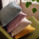 Stoov_Ploov3_45x45_knitted_lifestyle.webp
