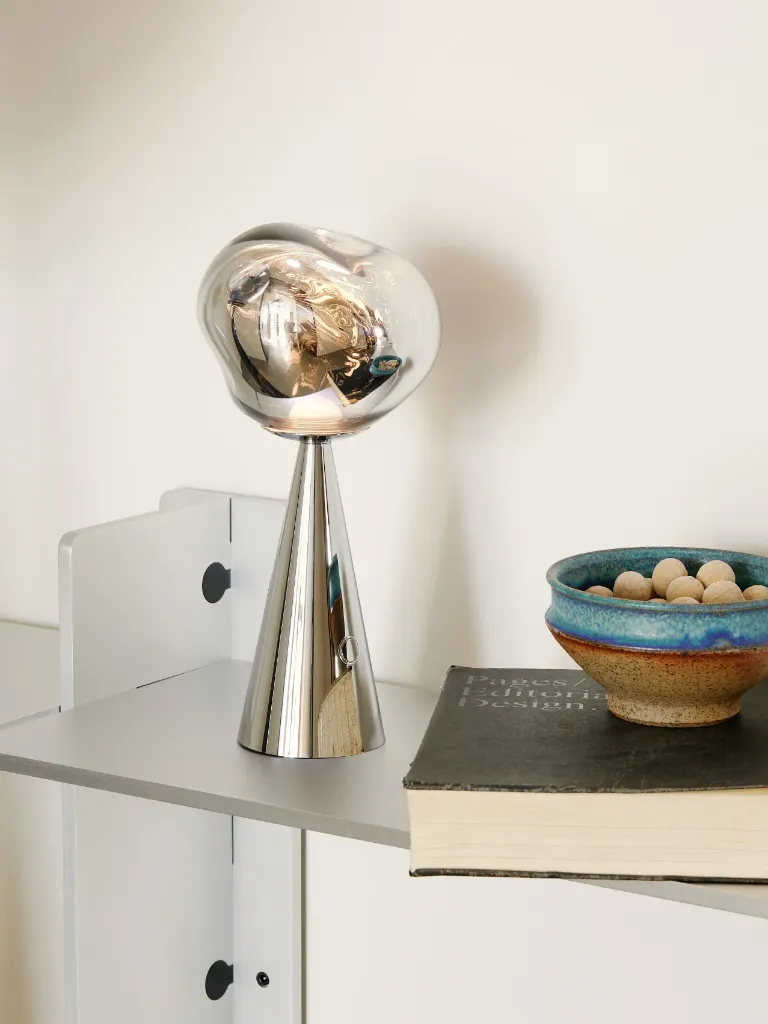 tomdixon-melt-akkuleuchte-silver-mood.webp