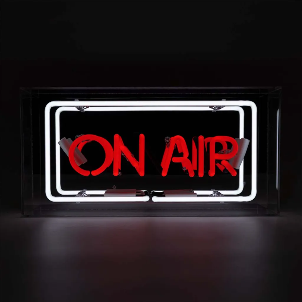 locomocean-onair-tischleuchte-mood3.webp