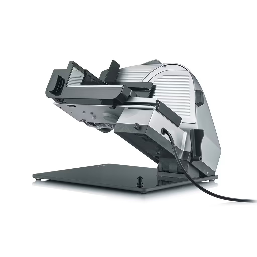 graef-m98f-allesschneider-silber-mood4.webp