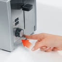graef-to100-toaster-silber-mood2.webp
