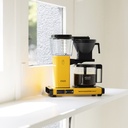 moccamaster-kbgselect-kaffeemaschine-yellowpepper-mood1.webp