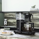 moccamaster-kbgselect-kaffeemaschine-black-mood3.webp