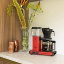 moccamaster-kbgselect-kaffeemaschine-red-mood1.webp