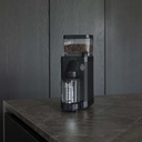 moccamaster-mk5-kaffeemühle-mattblack-mood2.webp