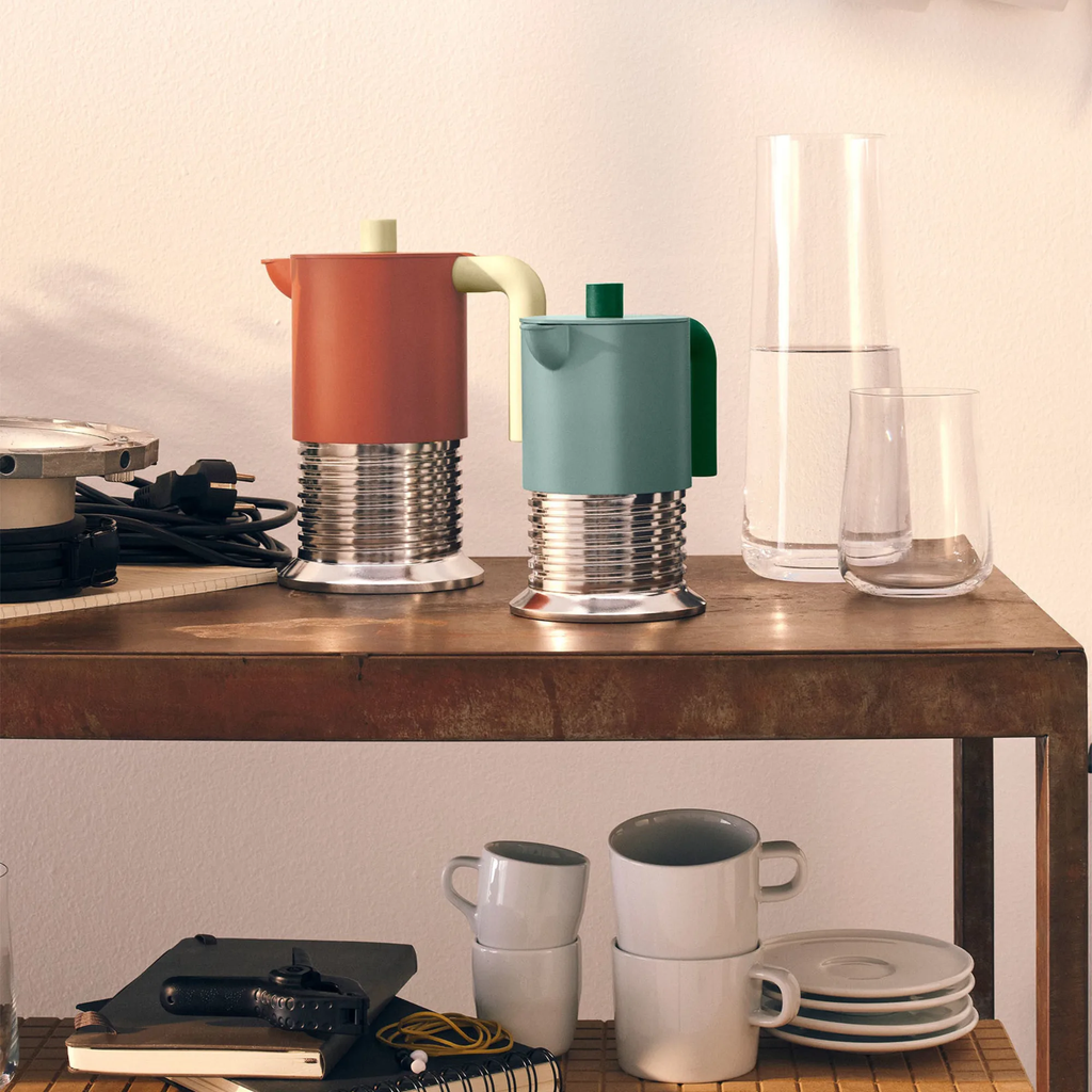 alessi_espressokocher_vite_3tassen_lifestyle.webp