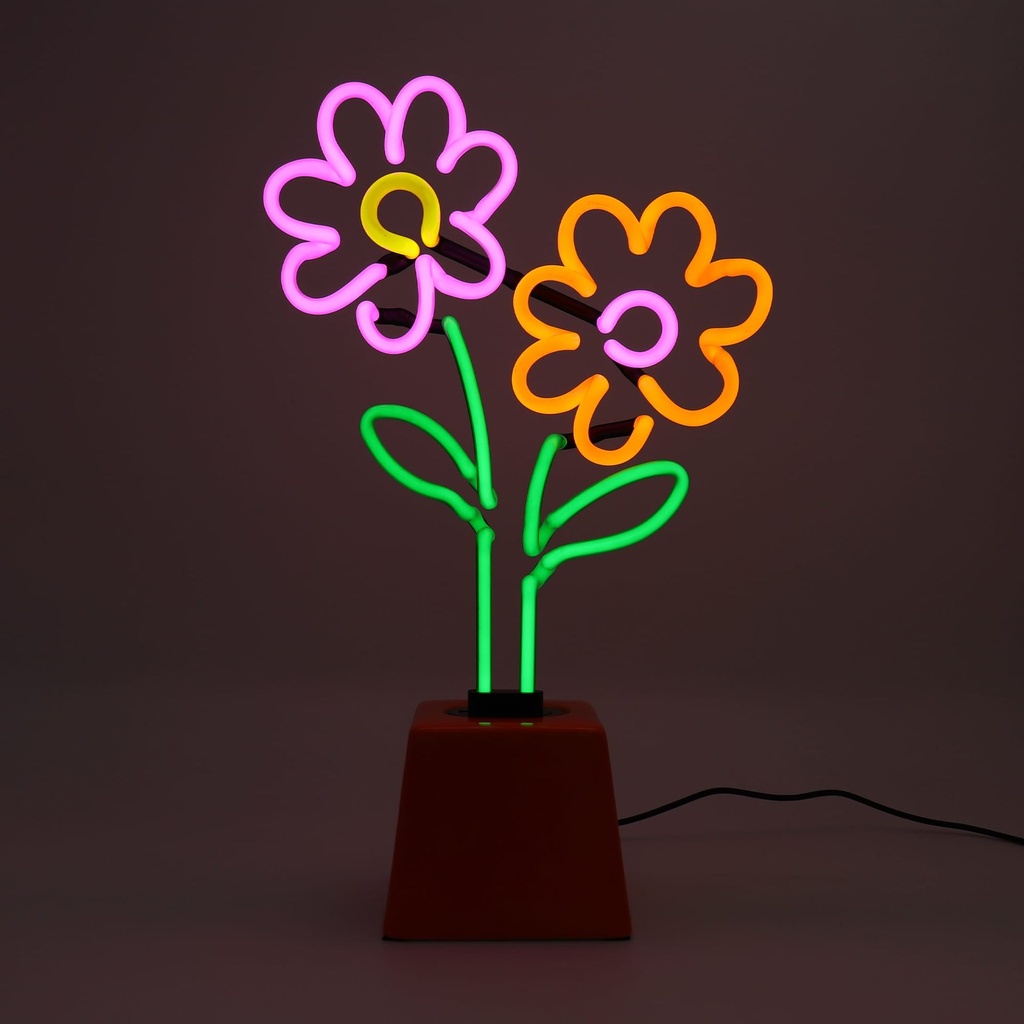 locomocean-flowerskeramik-tischleuchte-mood1.webp