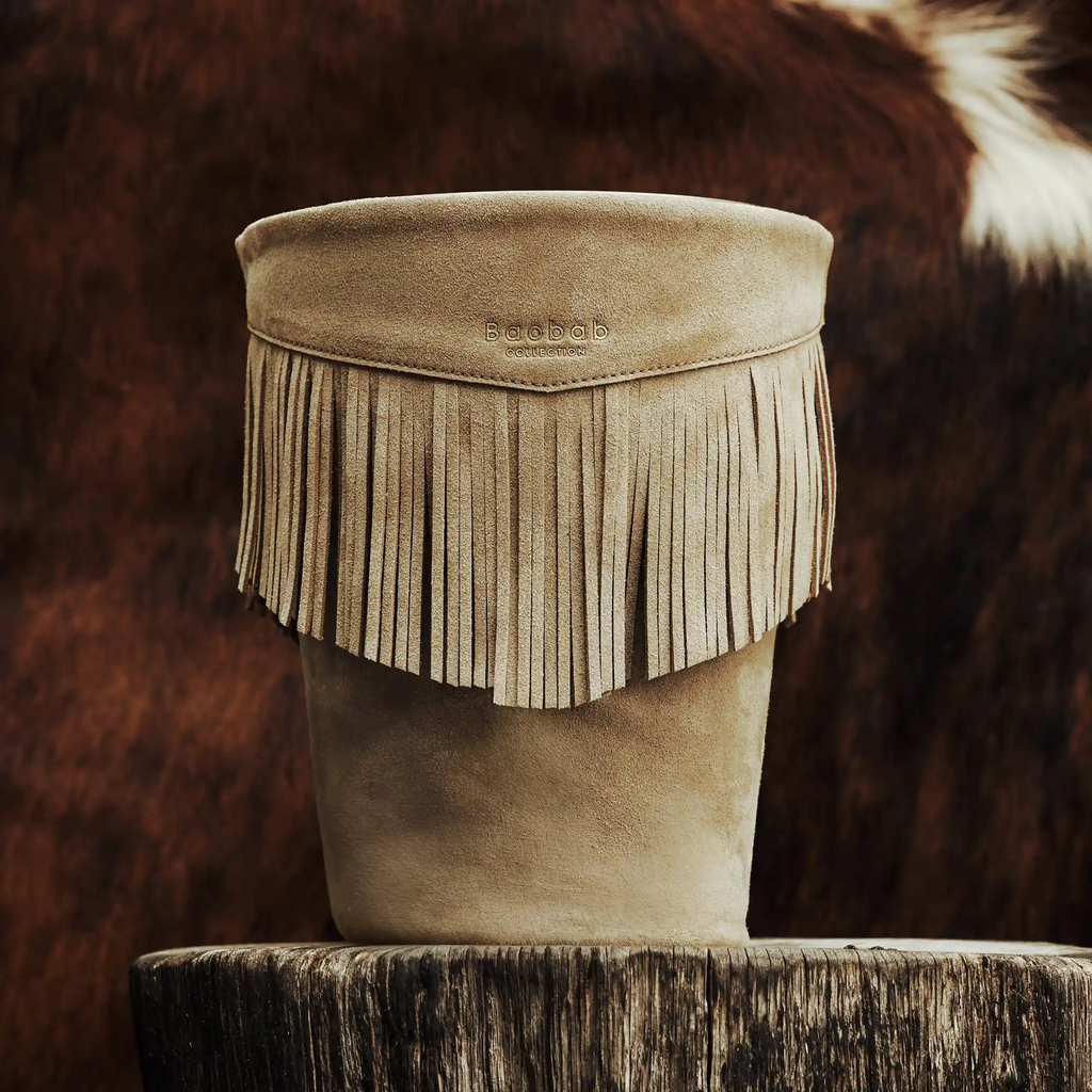 baobab_collection_duftkerze_calamityjane_theplains_lifestyle.webp
